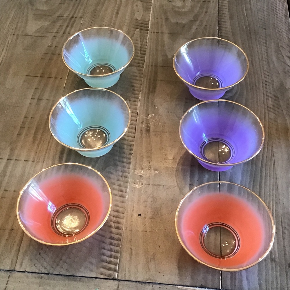 Vintage blendo glass West Virginia Glass "Blendo" frosted glass bowls